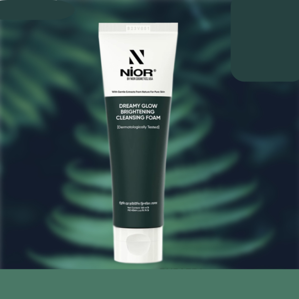 NIOR Dreamy Glow Brightening Cleansing Foam